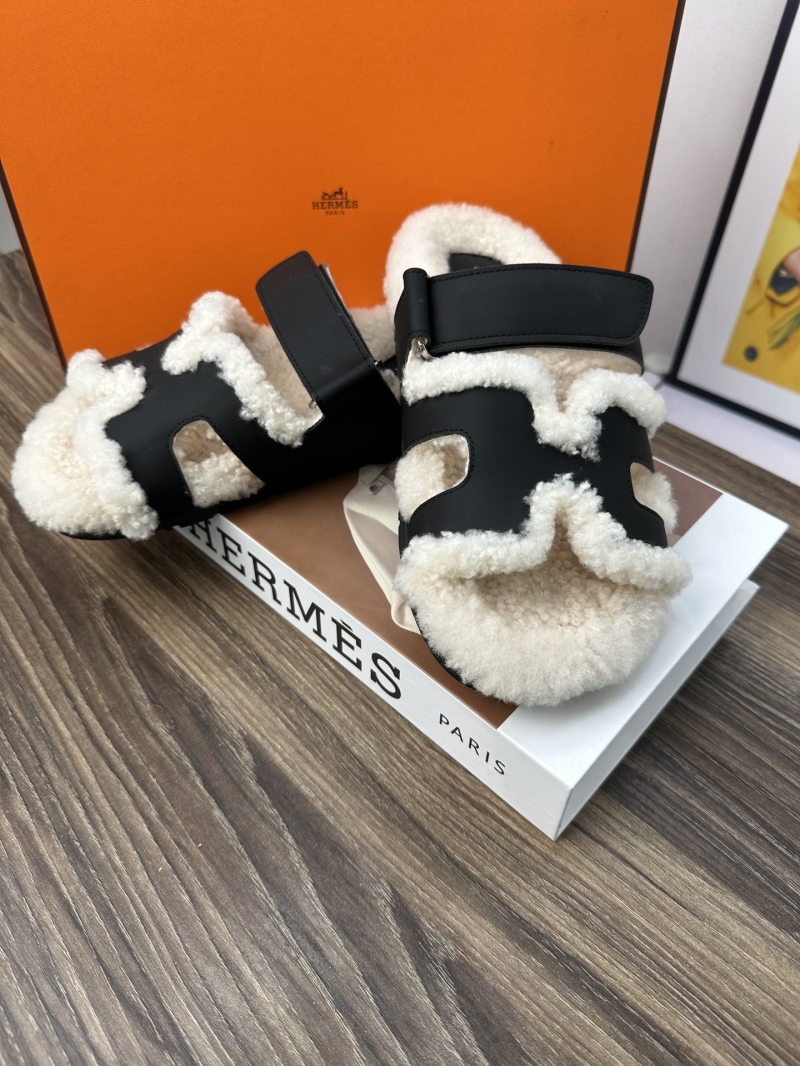 Hermes Slippers